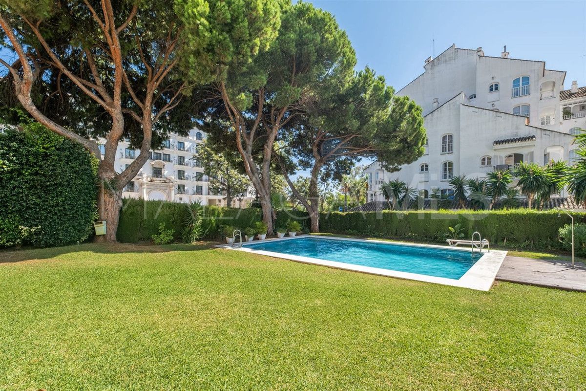 Lägenhet for sale in Nueva Andalucia