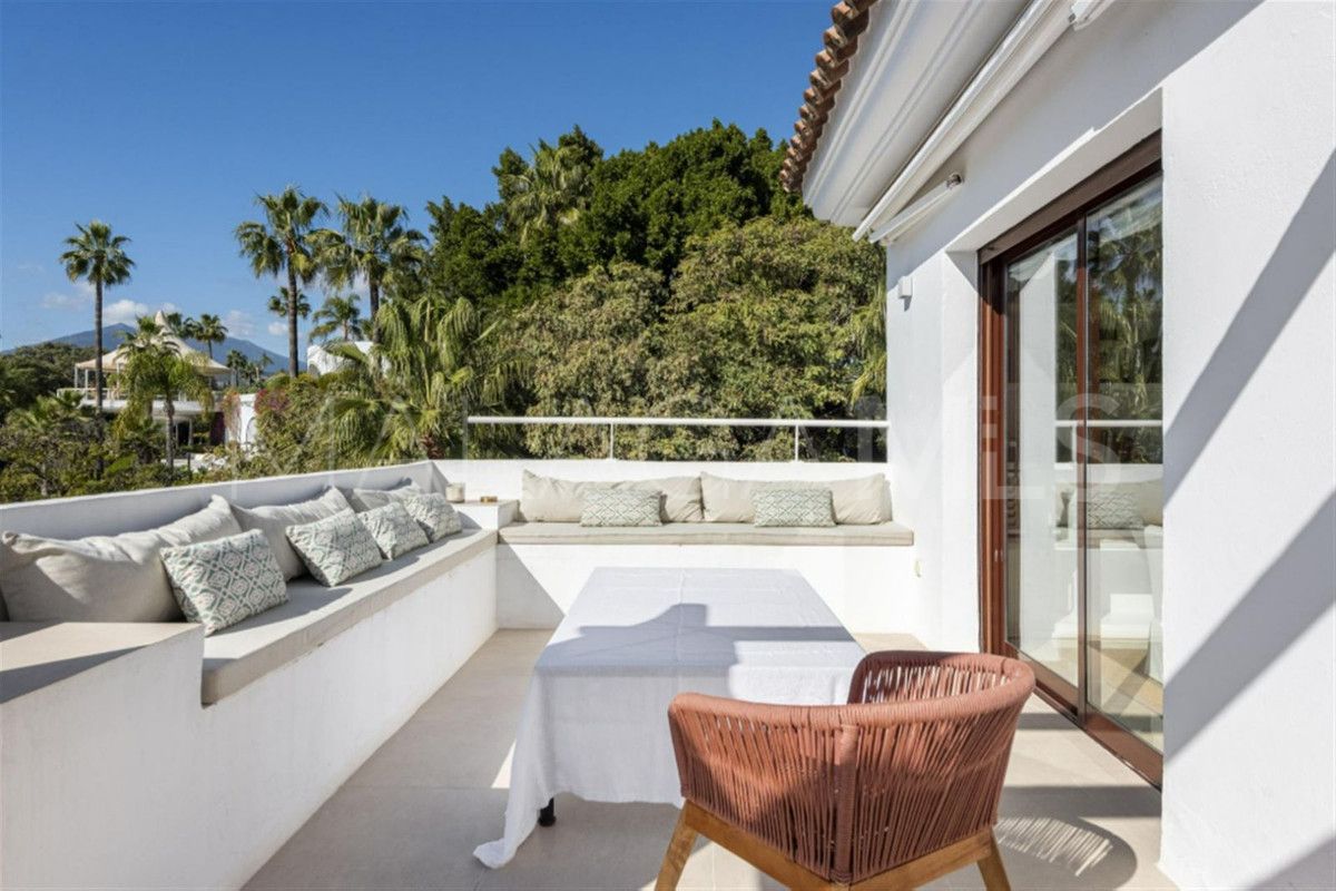 Buy apartamento in Marbella Ciudad de 3 bedrooms