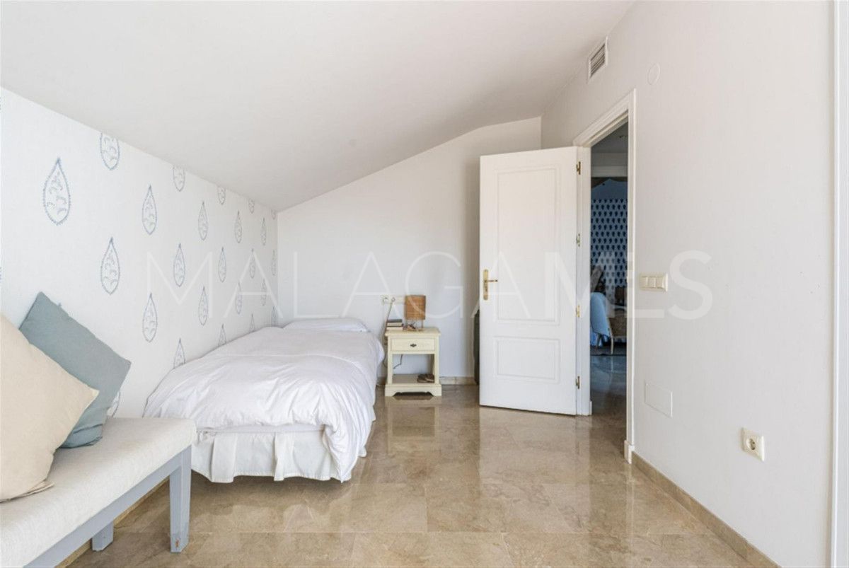 Buy apartamento in Marbella Ciudad de 3 bedrooms
