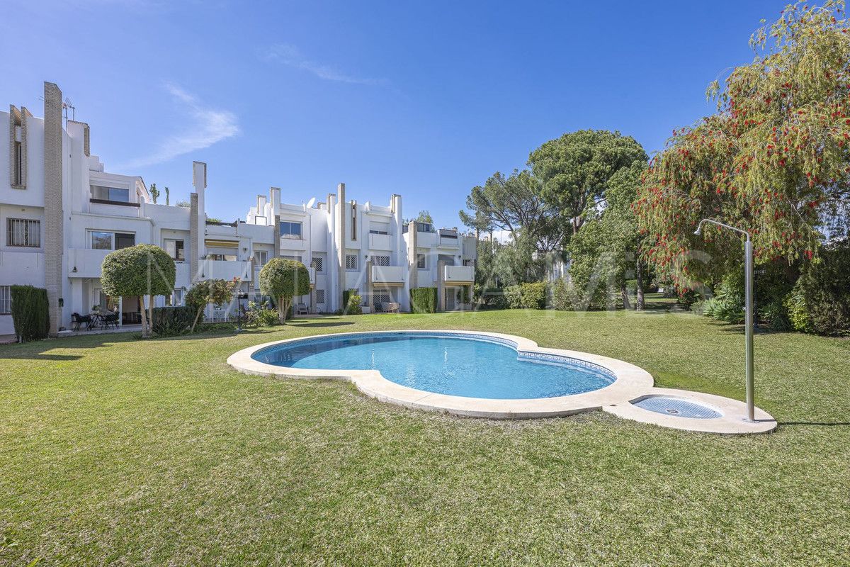 Reihenhaus for sale in Nueva Andalucia