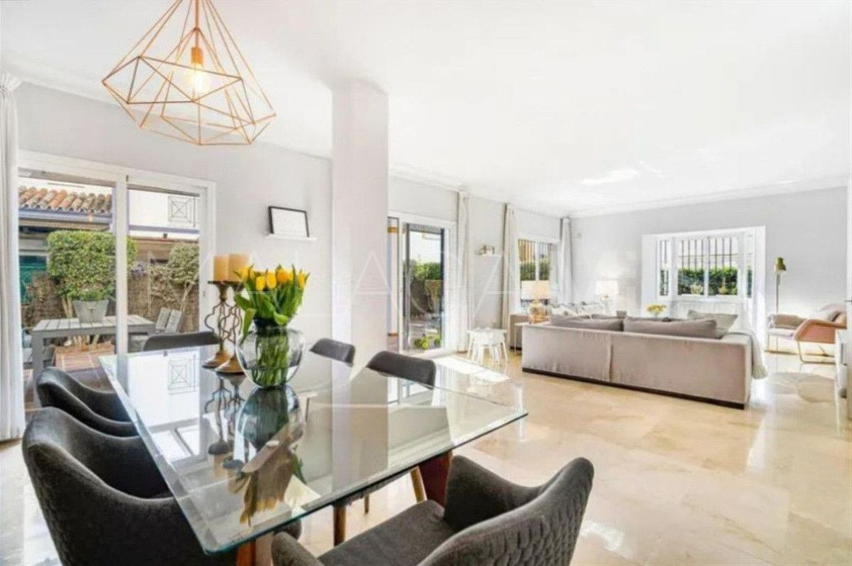 Reihenhaus for sale in San Pedro de Alcantara