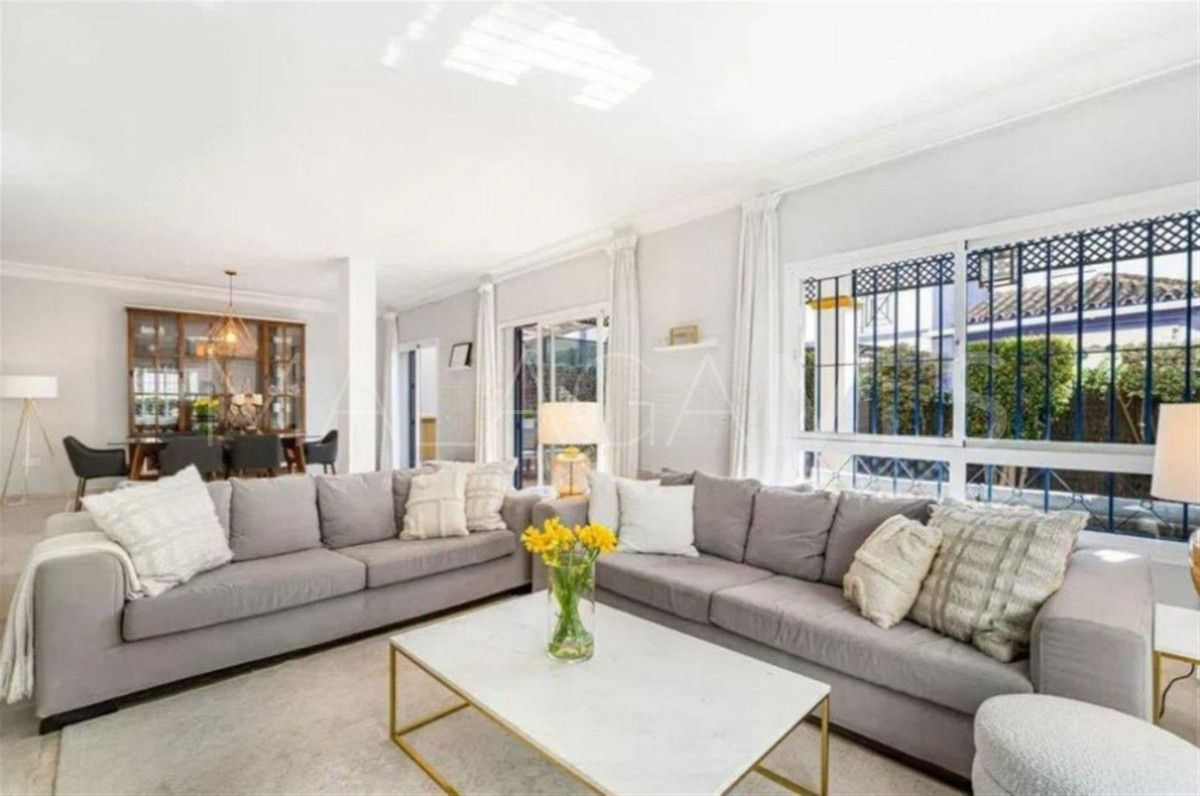 Reihenhaus for sale in San Pedro de Alcantara