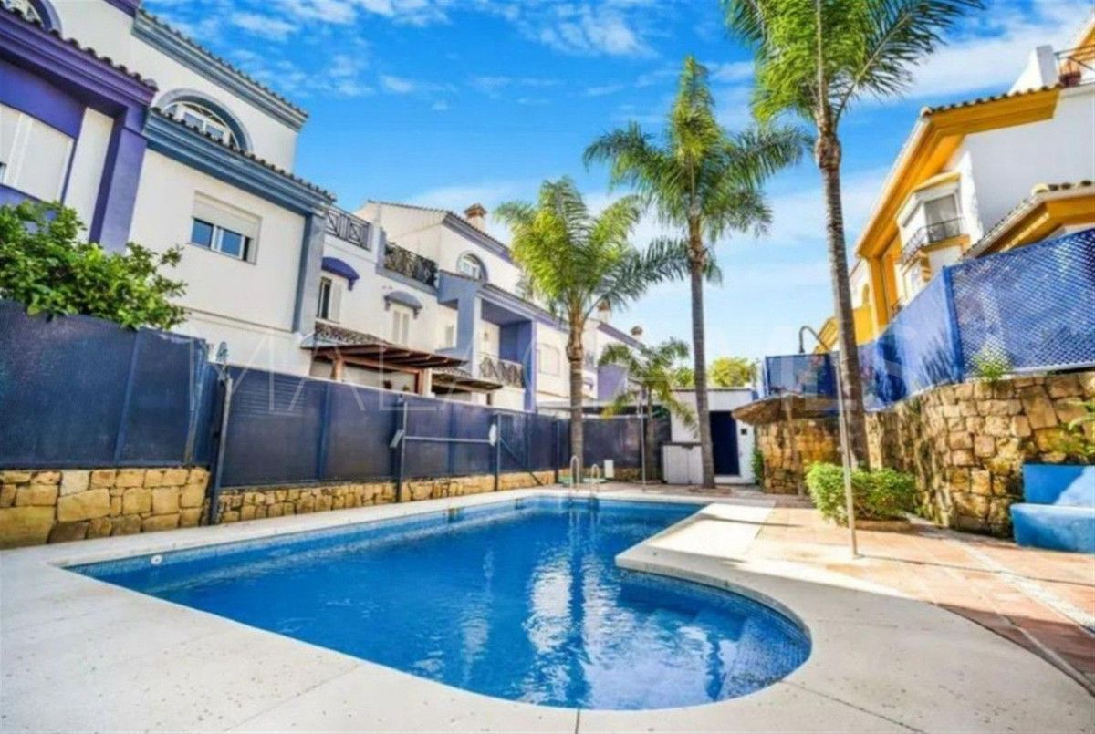 Reihenhaus for sale in San Pedro de Alcantara