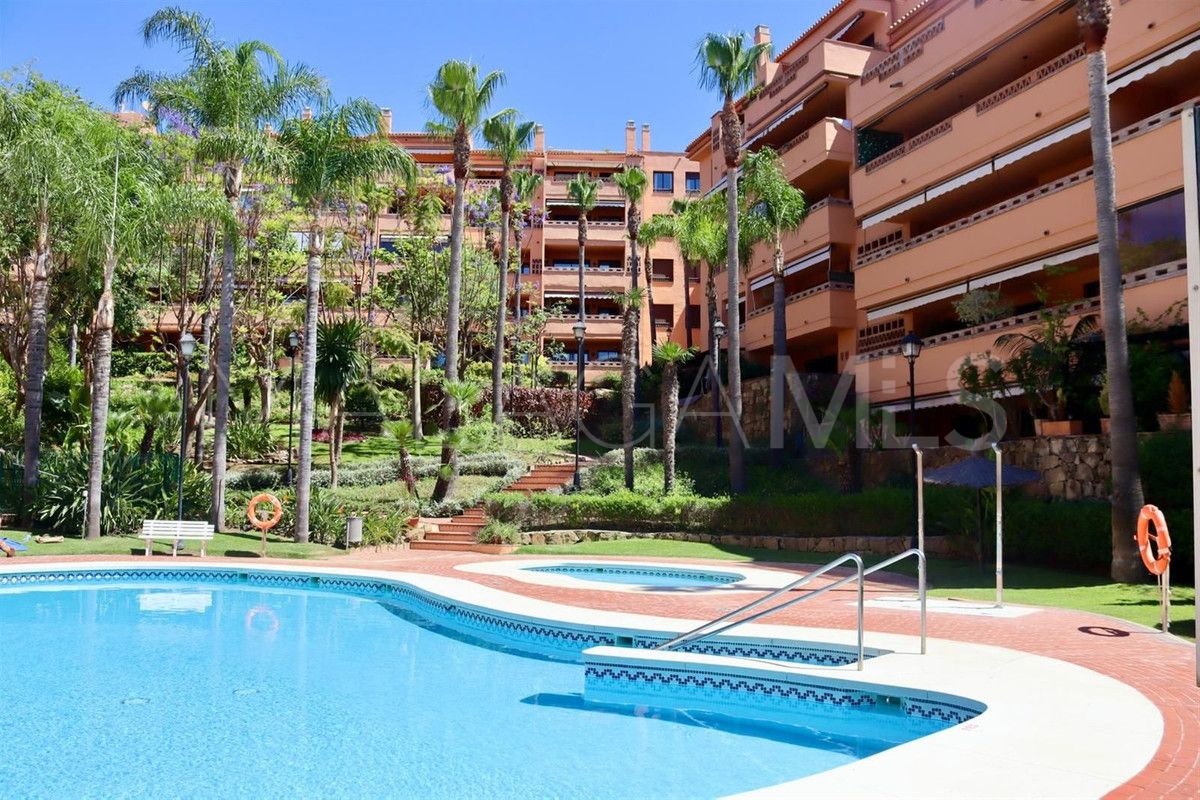 Apartment in Marbella Golden Mile for sale