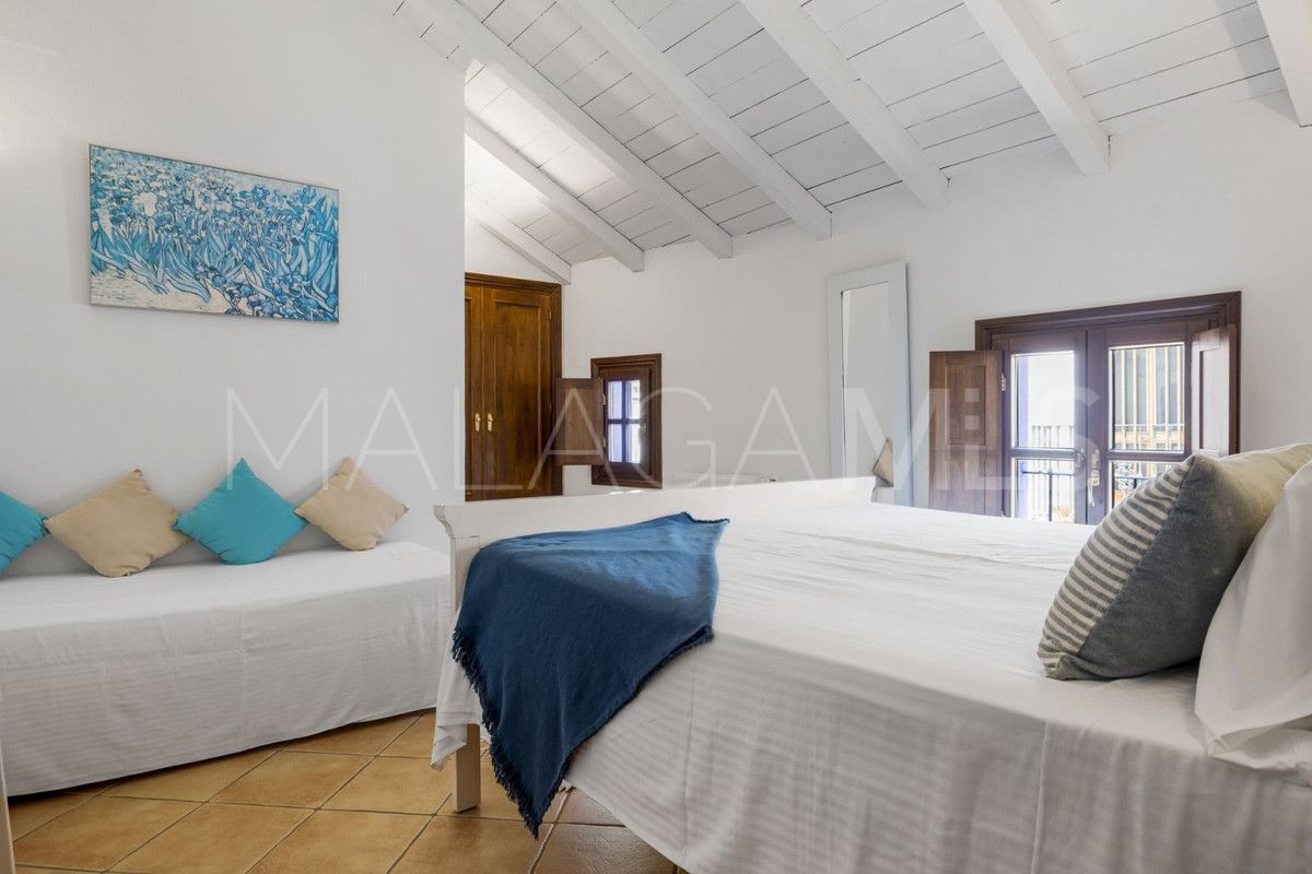 Hôtel for sale in Cortes de la Frontera