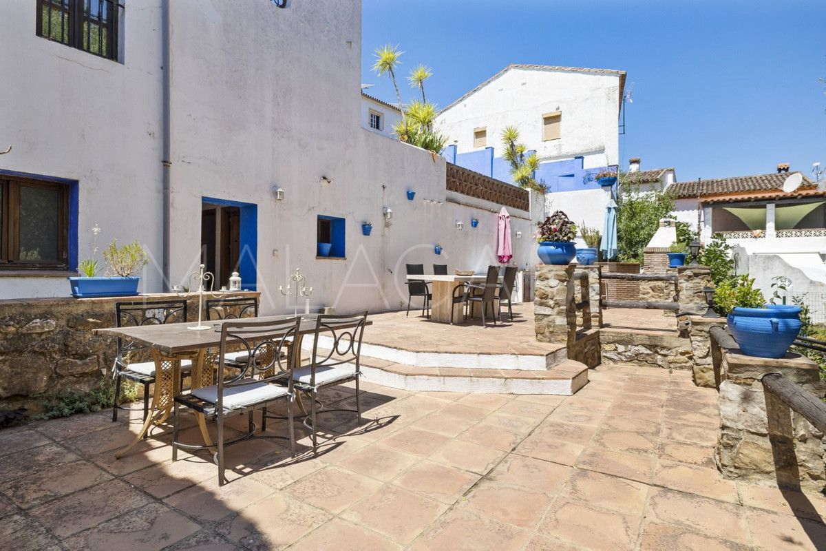 Hotel for sale in Cortes de la Frontera