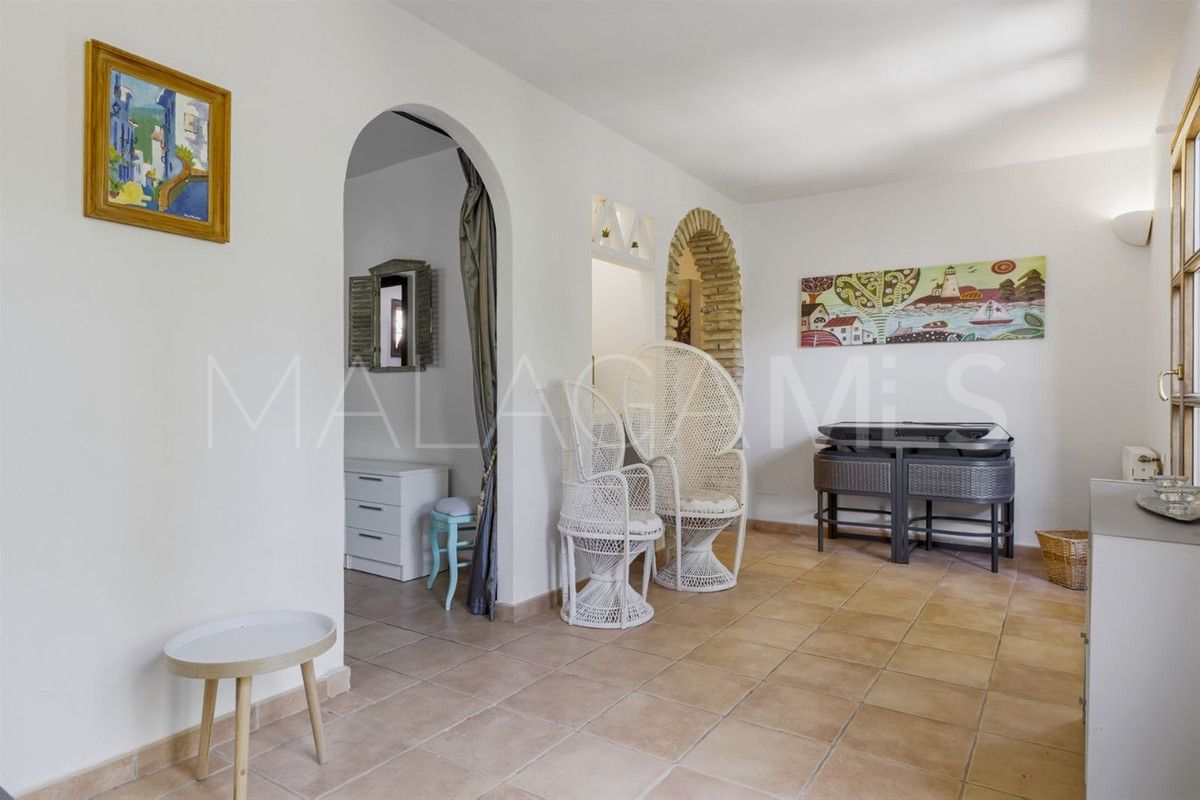 Hôtel for sale in Cortes de la Frontera