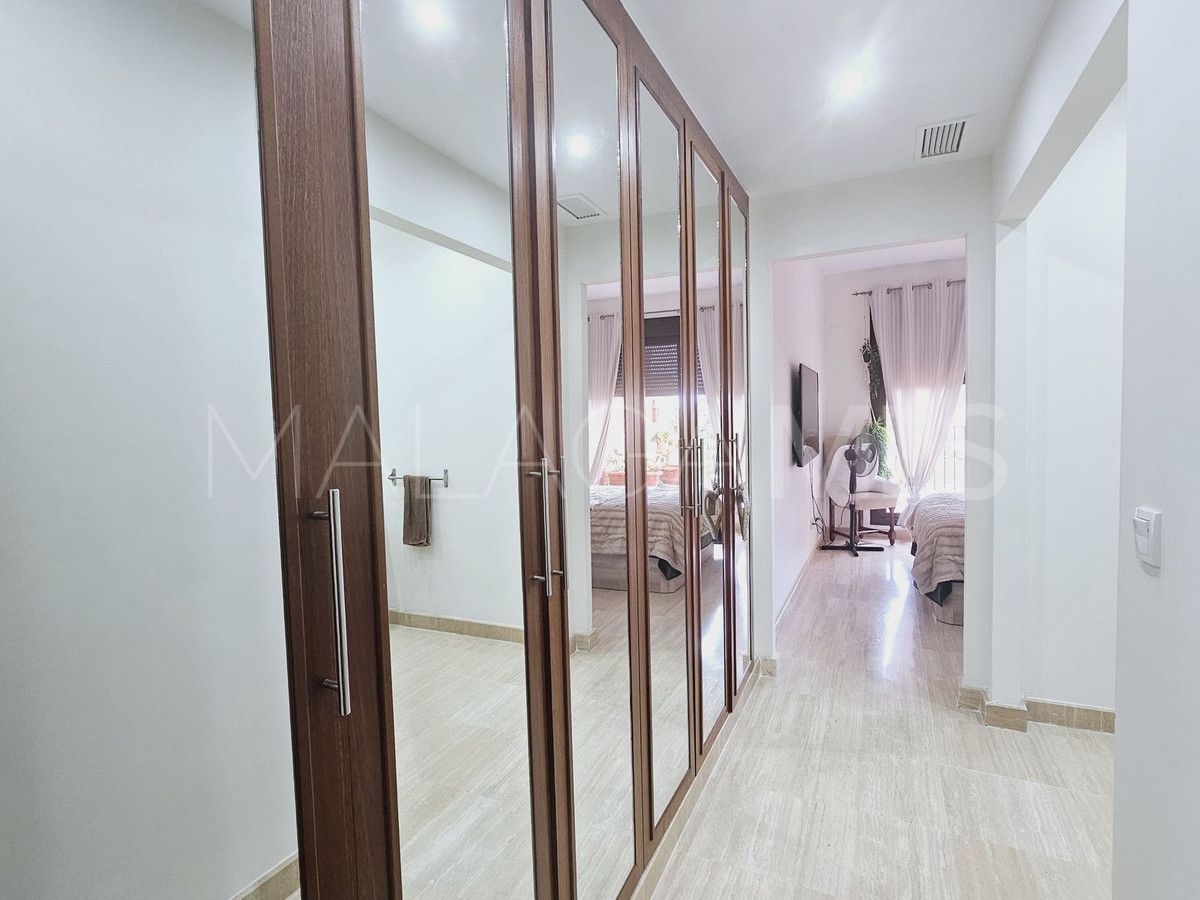 Penthouse for sale in Estepona