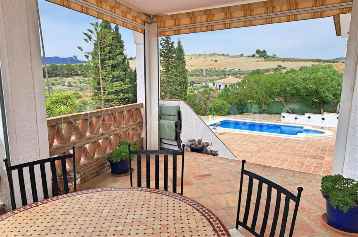 Villa for sale in Pizarra