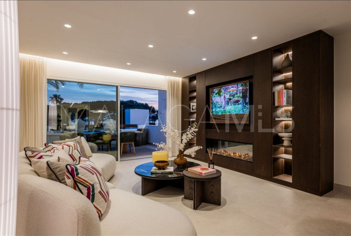 Buy Los Monteros apartment with 3 bedrooms