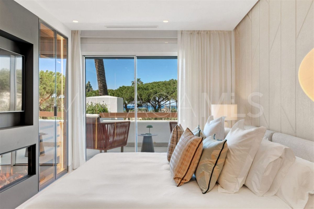 3 bedrooms Los Monteros apartment for sale