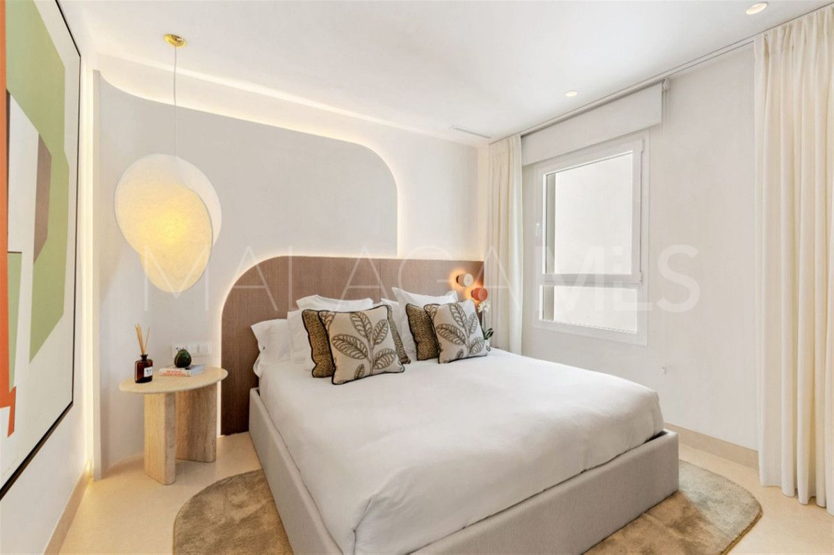 3 bedrooms Los Monteros apartment for sale