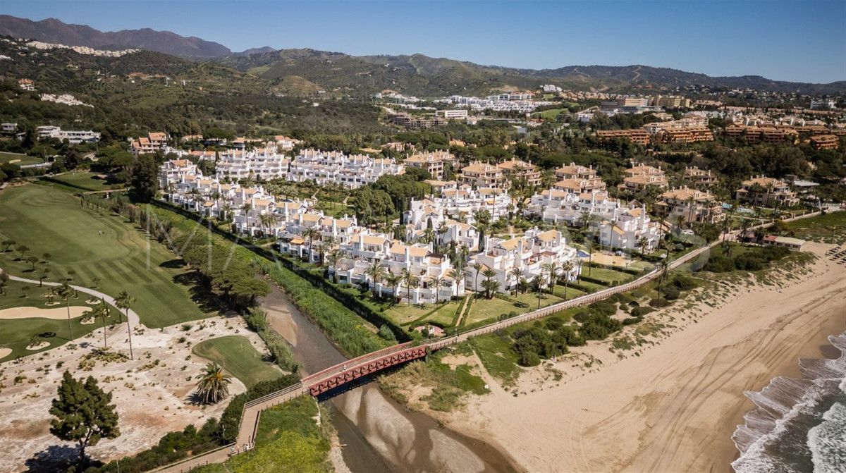3 bedrooms Los Monteros apartment for sale