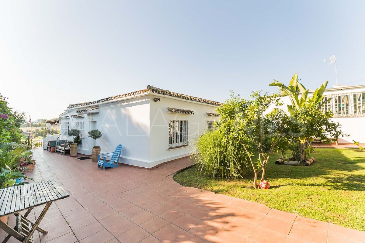 Villa for sale in Guadalmina Alta