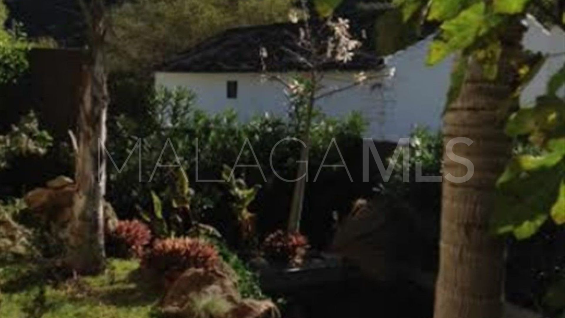 Villa for sale in Benaojan with 5 bedrooms