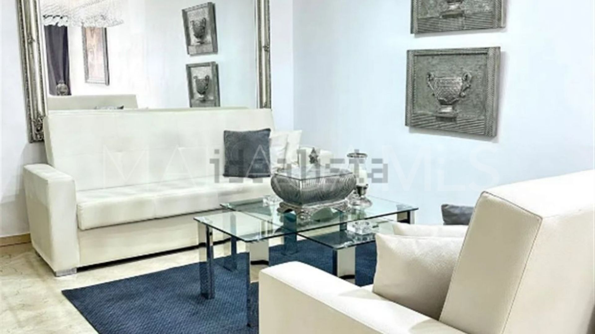 Apartamento planta baja for sale in Guadalmina Alta de 2 bedrooms