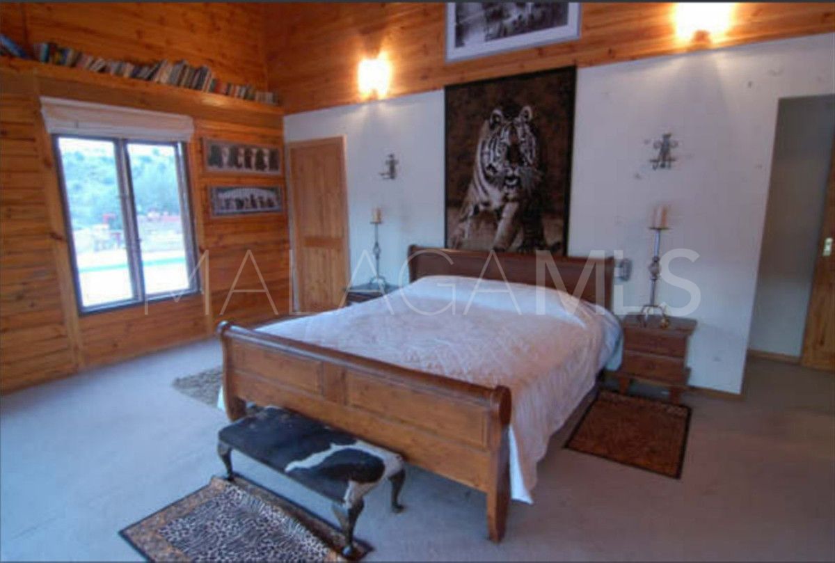 Buy villa de 3 bedrooms in Ardales
