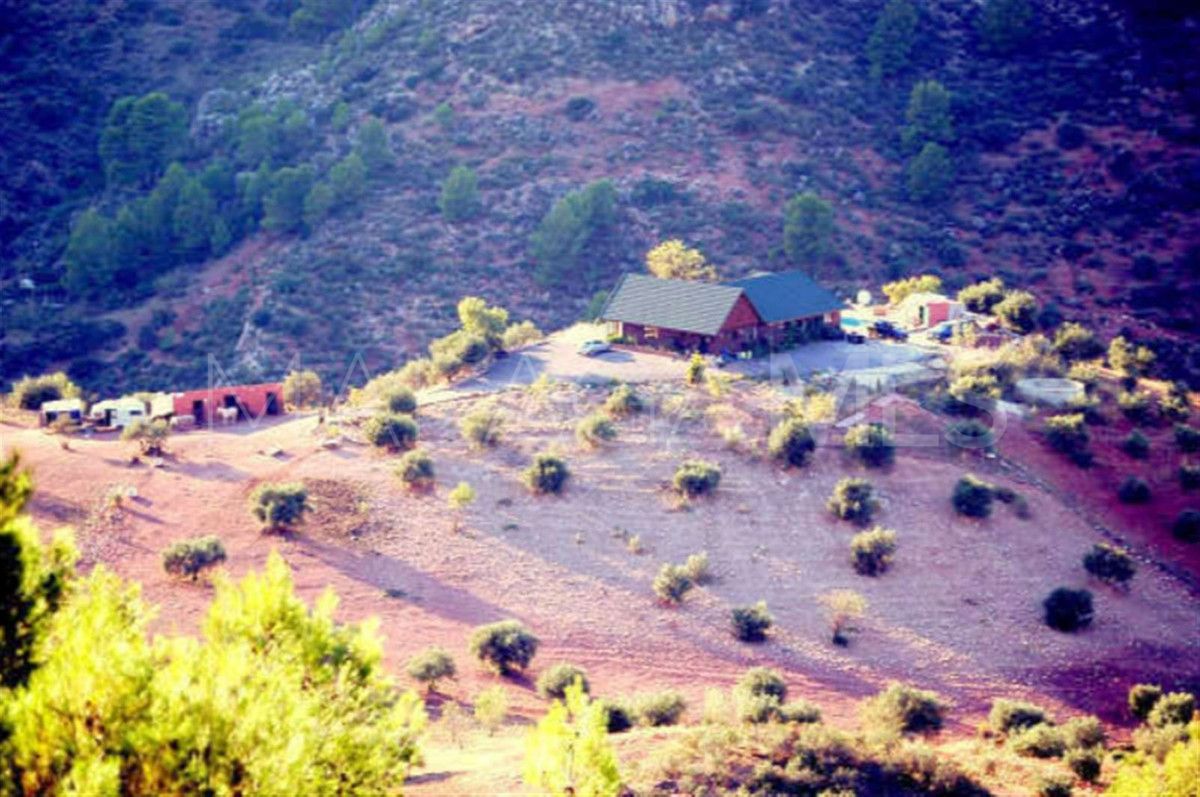 Buy villa de 3 bedrooms in Ardales
