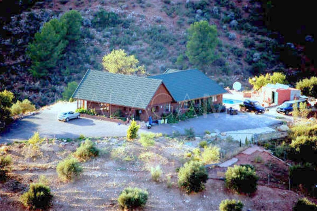 Buy villa de 3 bedrooms in Ardales