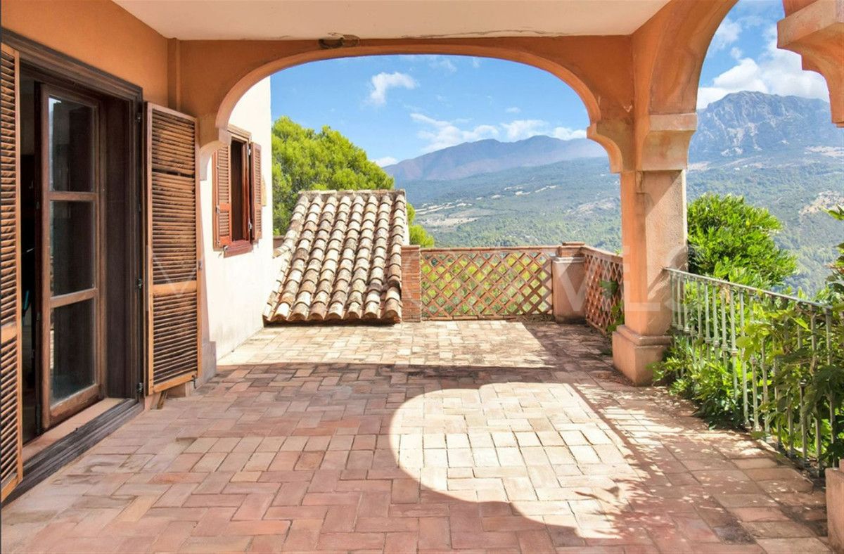 Finca for sale in Gaucin