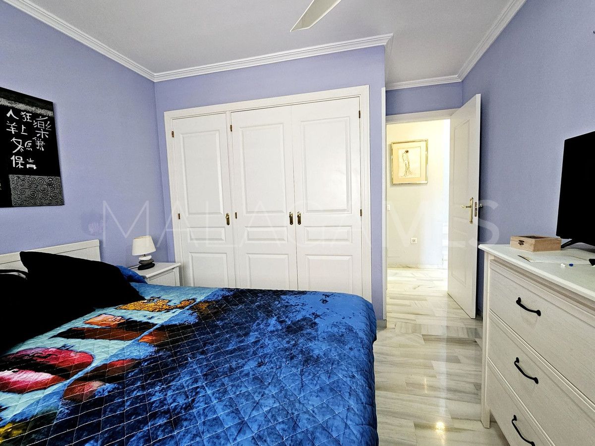 Villa for sale in Casares Playa