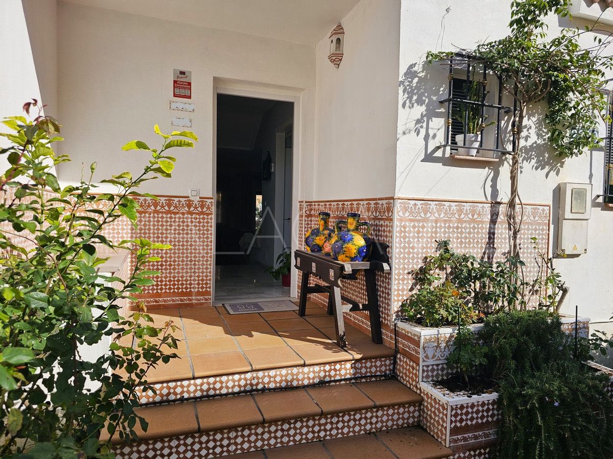 Villa for sale in Casares Playa