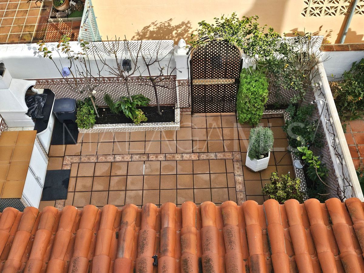 Villa for sale in Casares Playa