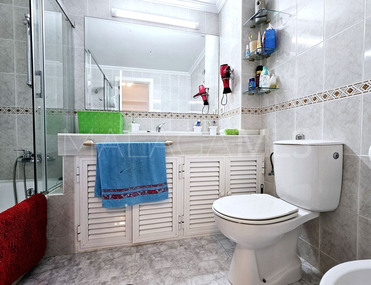 Villa for sale in Casares Playa