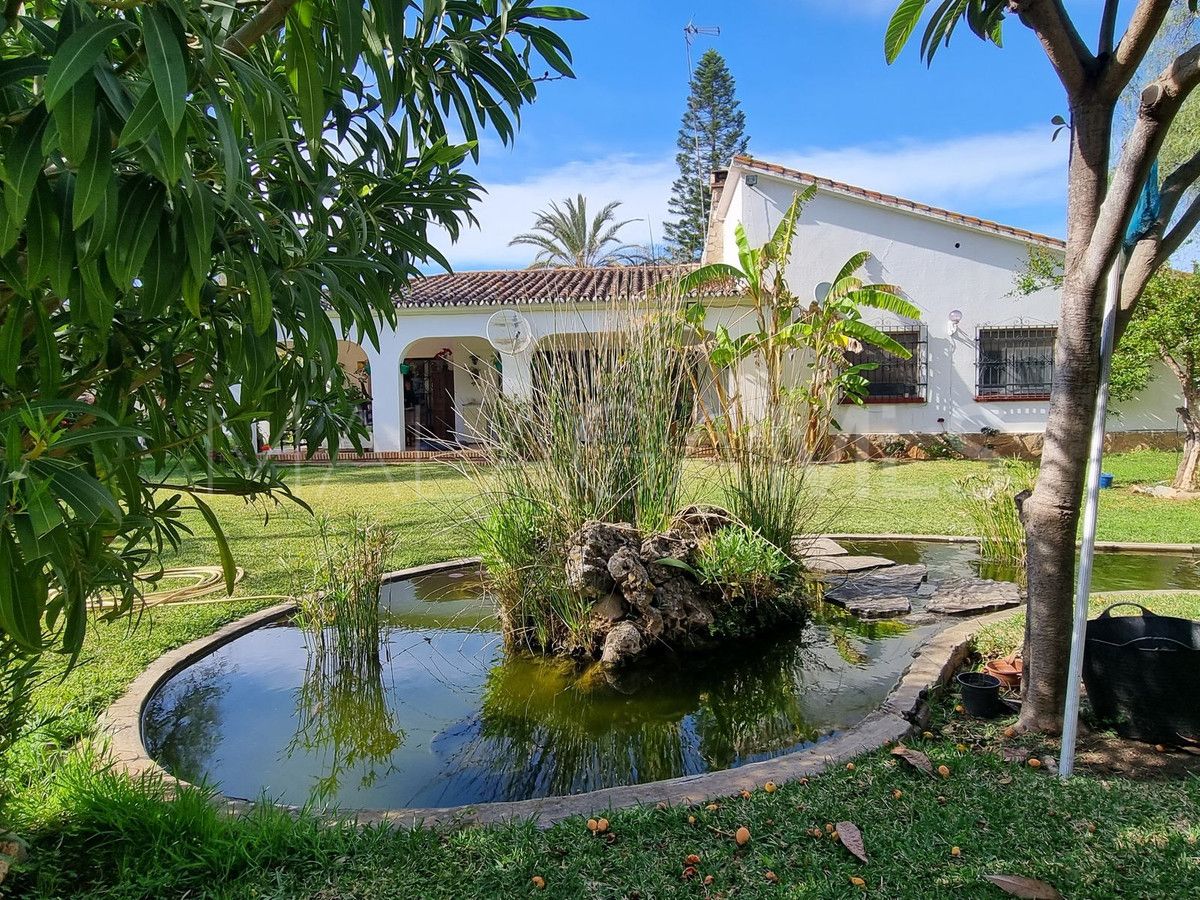 Villa for sale in Marbella - Puerto Banus