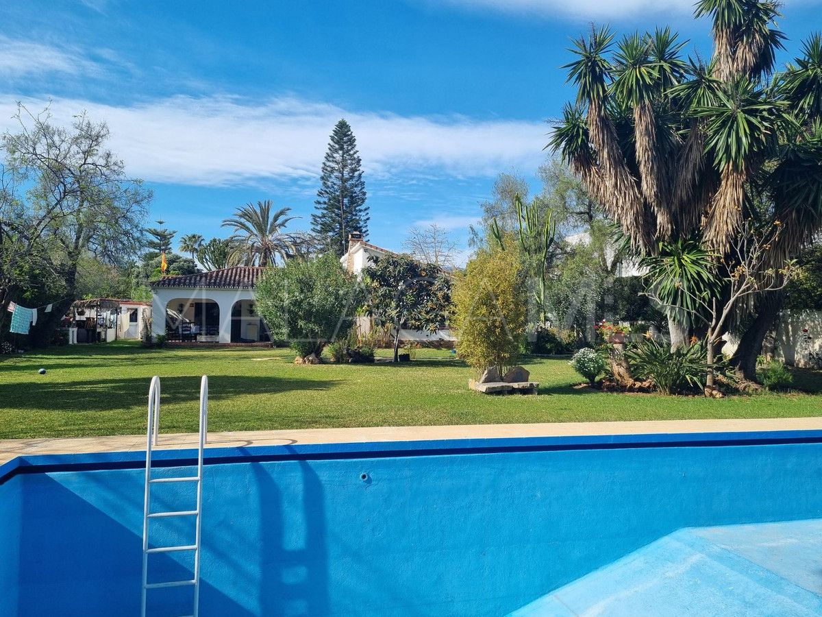 Villa for sale in Marbella - Puerto Banus