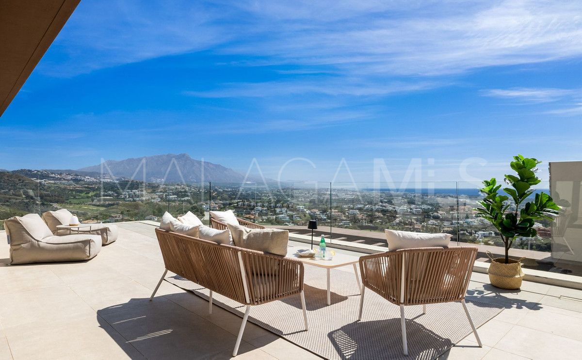 Villa for sale in Benahavis