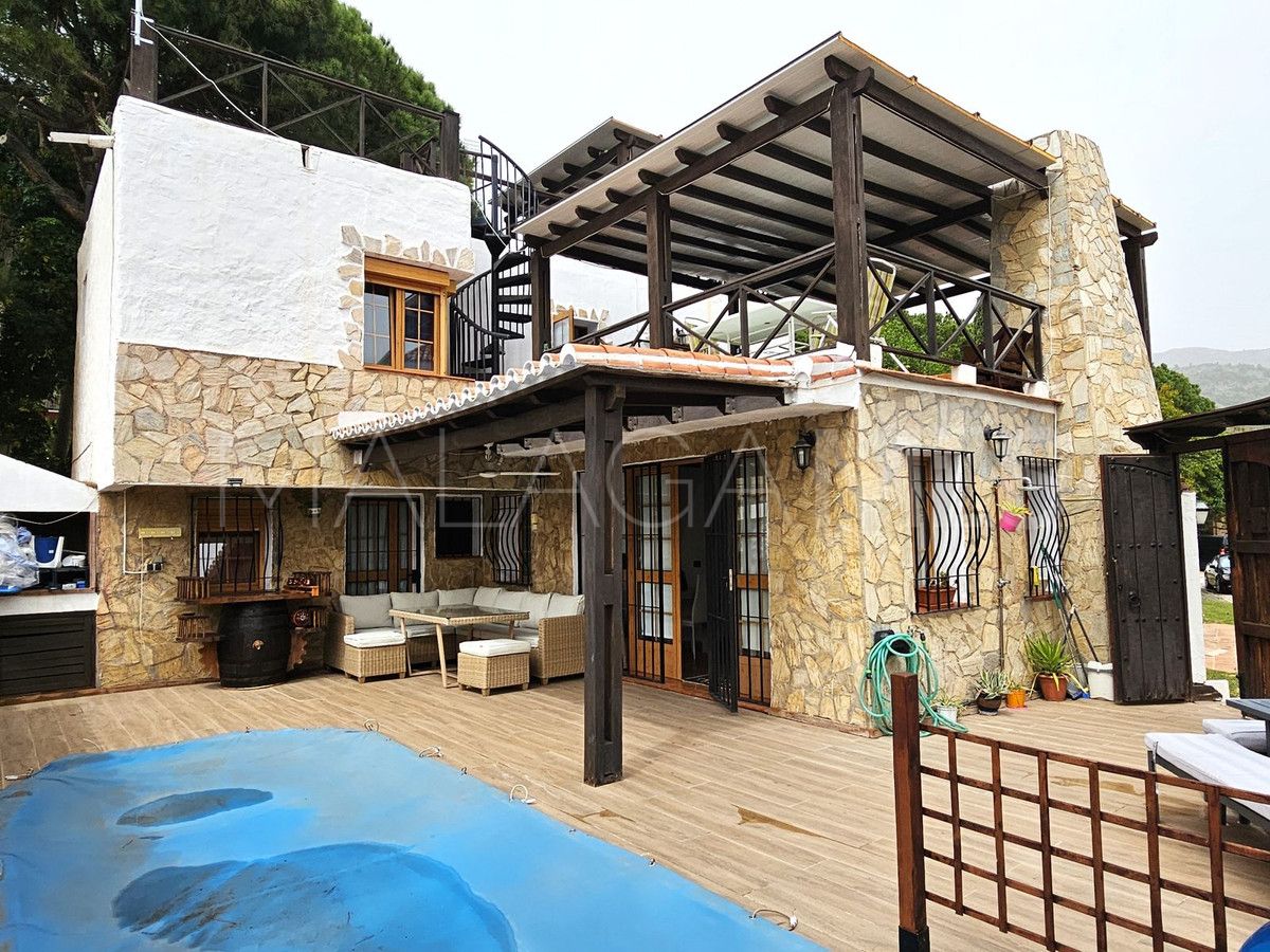 3 bedrooms Sierra Blanca villa for sale