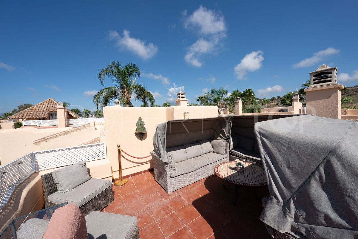 7 bedrooms Nueva Andalucia town house for sale