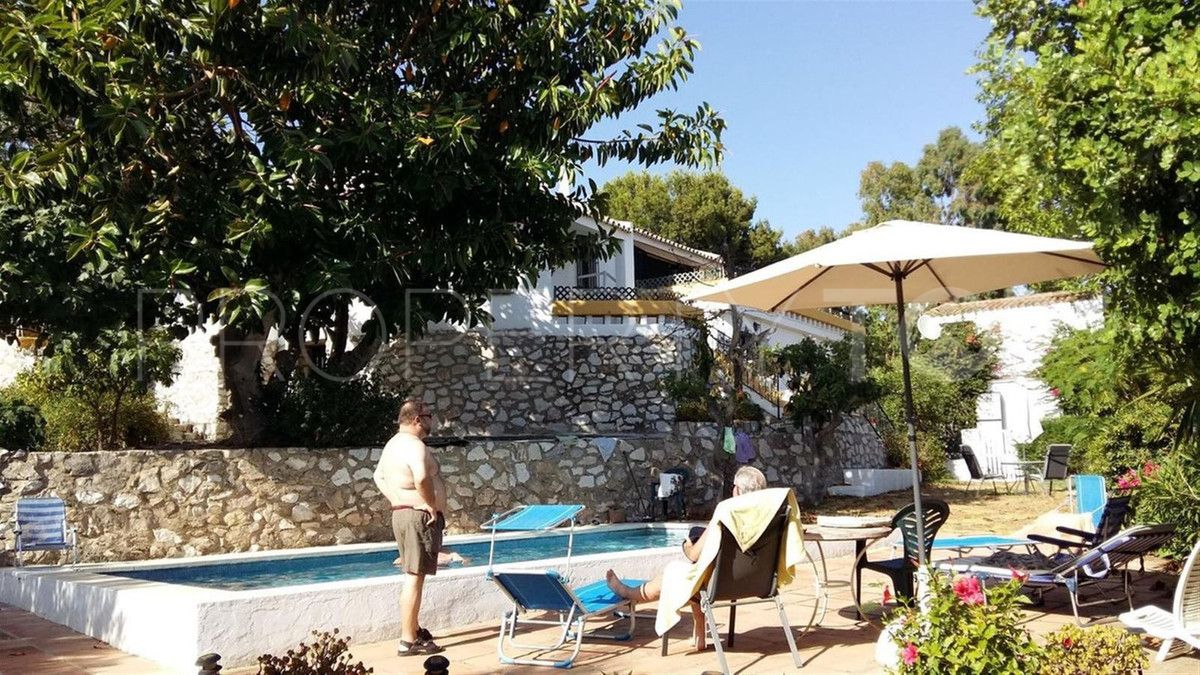 4 bedrooms villa for sale in Mijas
