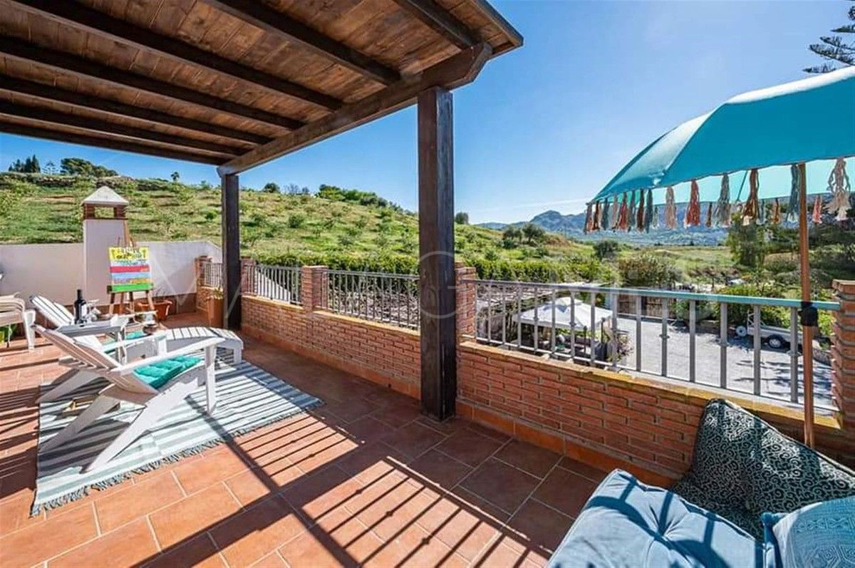 Villa for sale in Pizarra