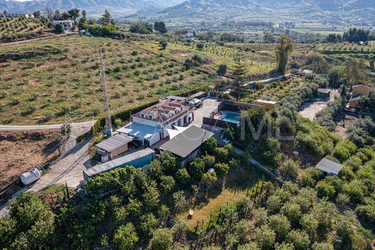 Villa for sale in Pizarra