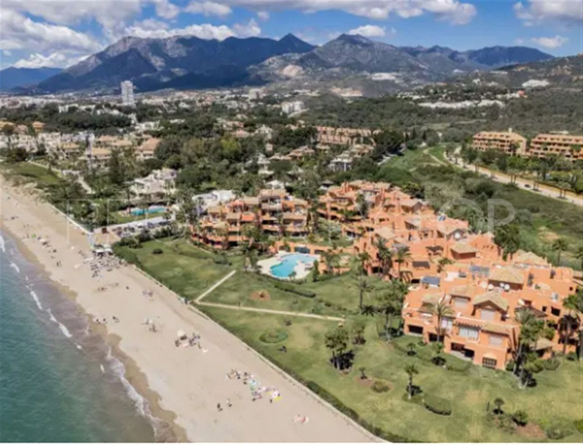 Marbella City 4 bedrooms apartment for sale