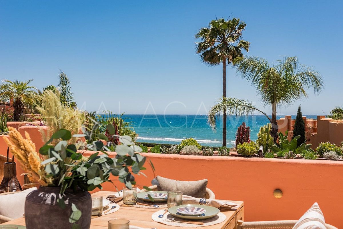 Marbella City 4 bedrooms apartment for sale