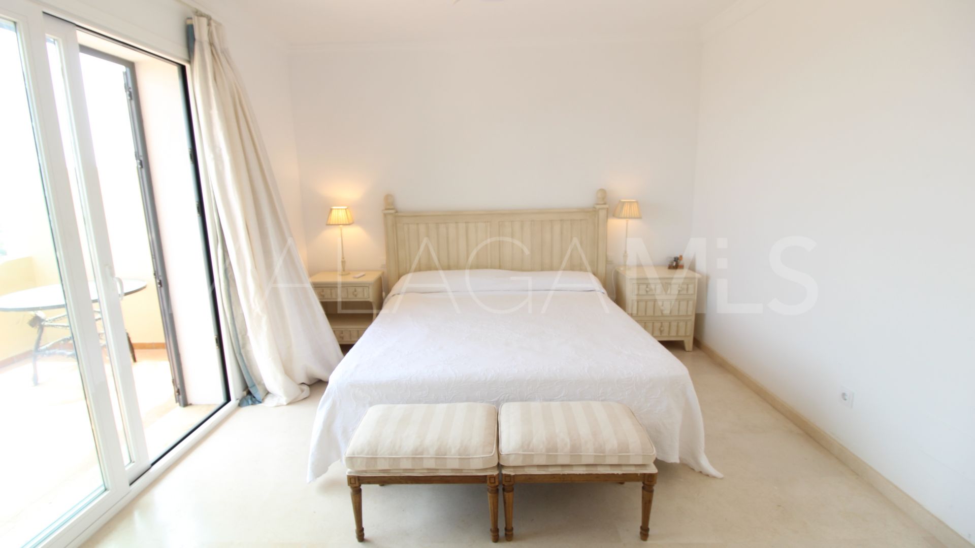 Town house for sale in La Alqueria