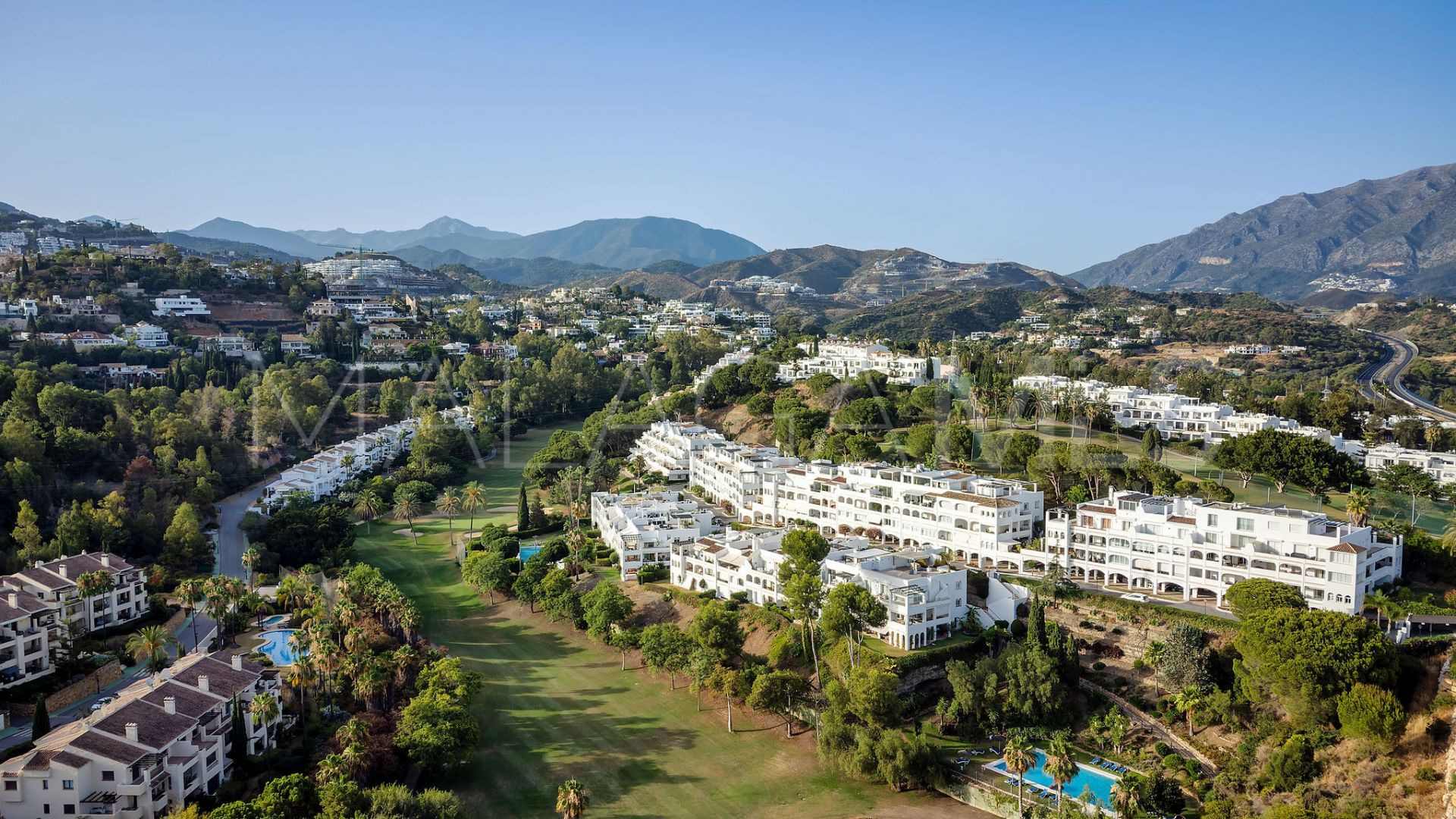 Duplex penthouse for sale in La Quinta