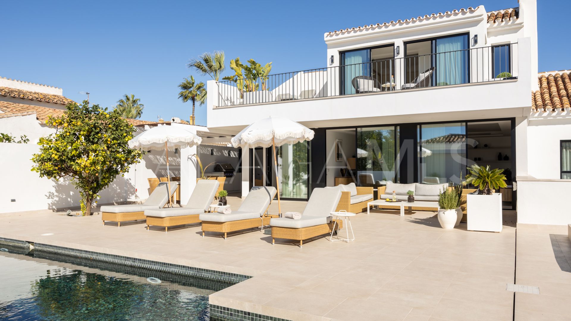 Villa for sale in El Rosario