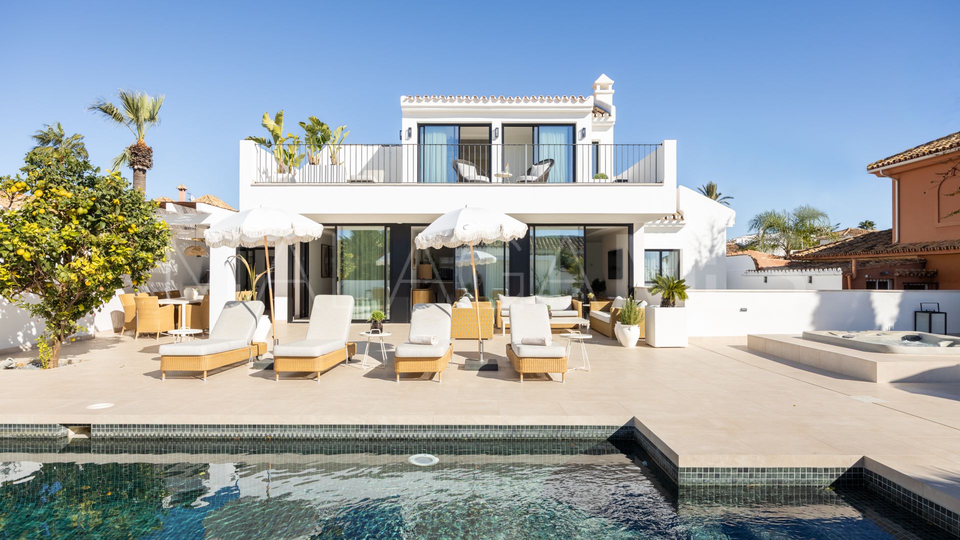 Villa for sale in El Rosario