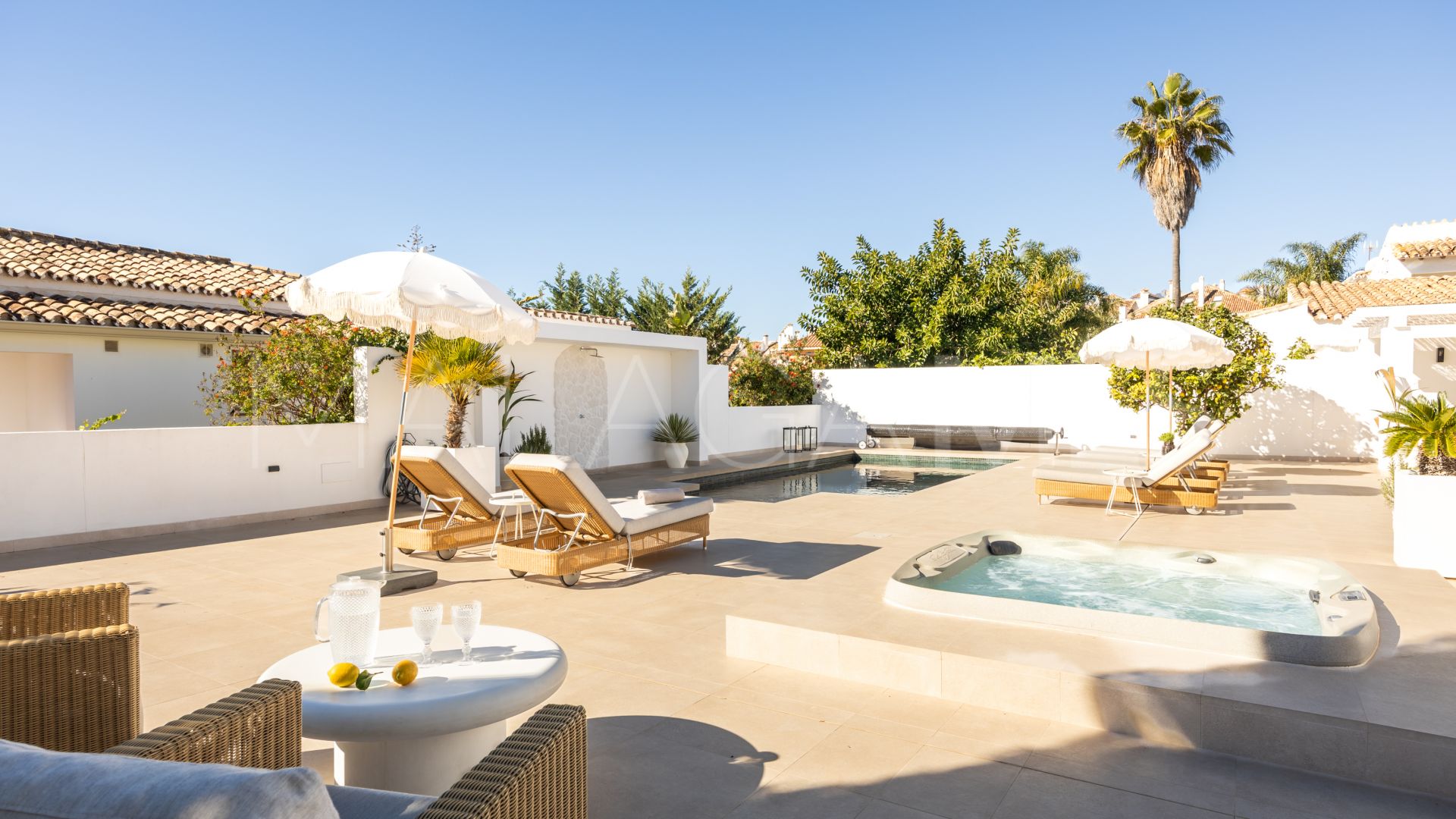 Villa for sale in El Rosario