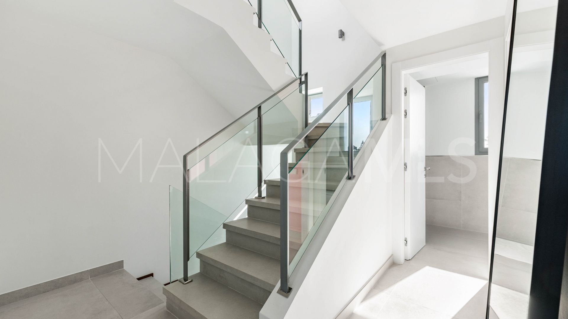 Villa jumelée for sale in Guadalmina Alta