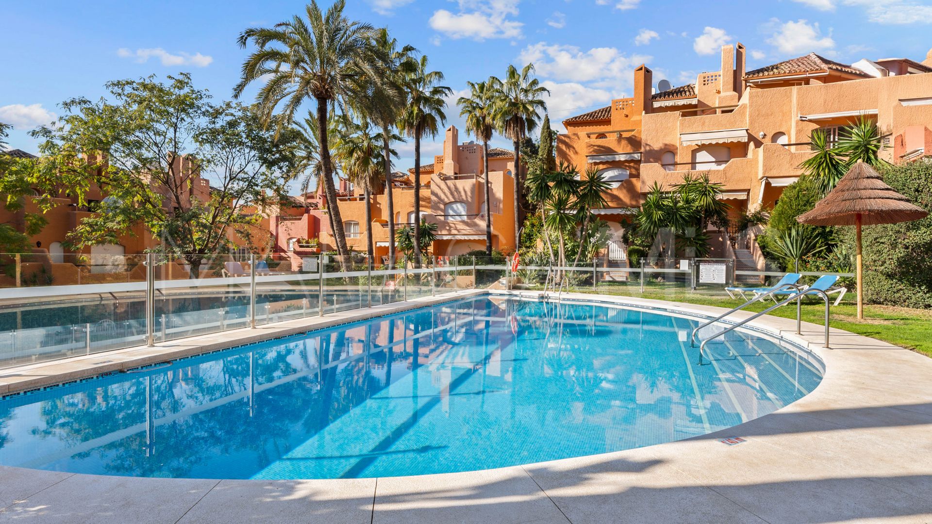 3 bedrooms Nueva Andalucia town house for sale
