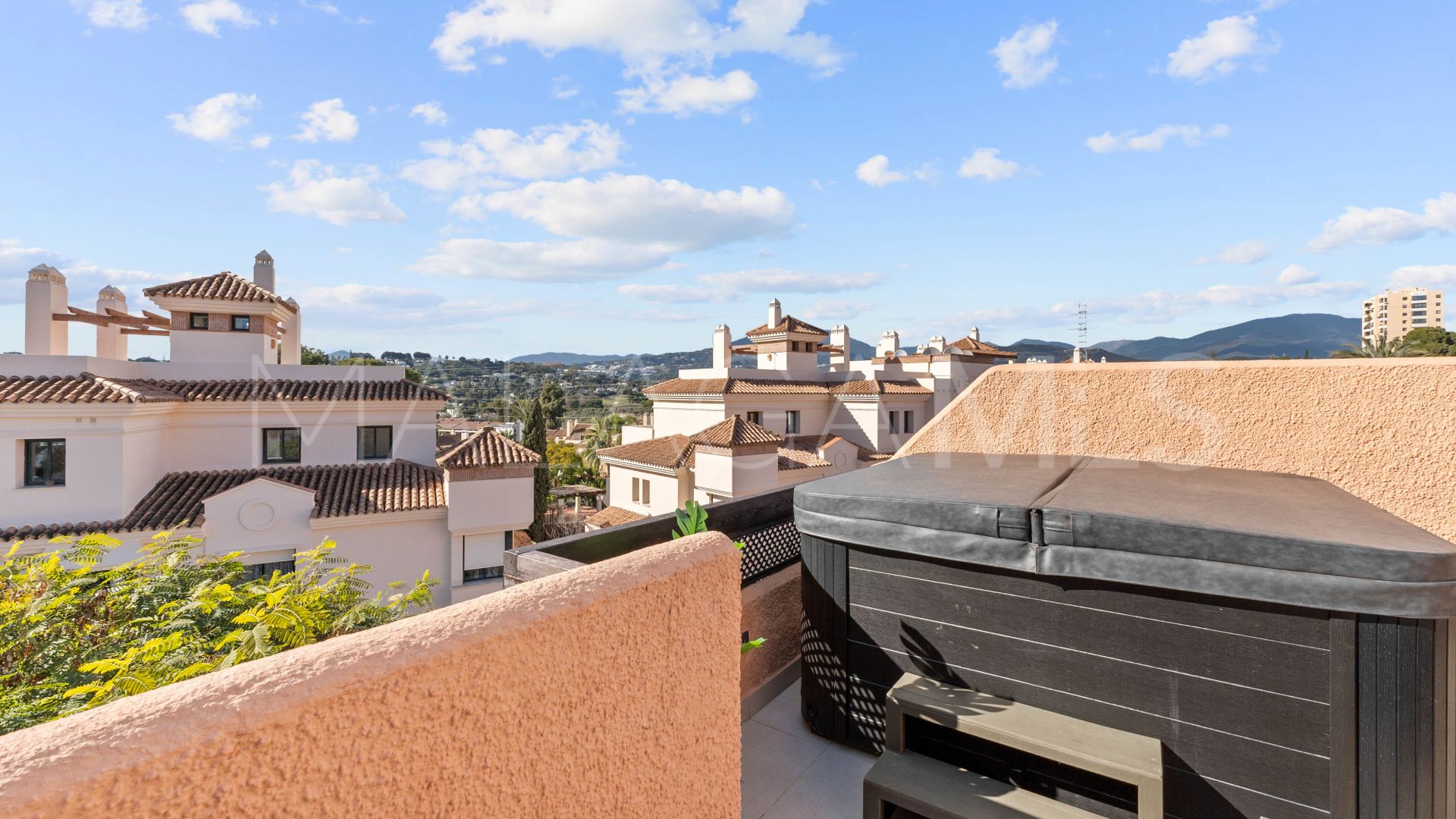 3 bedrooms Nueva Andalucia town house for sale