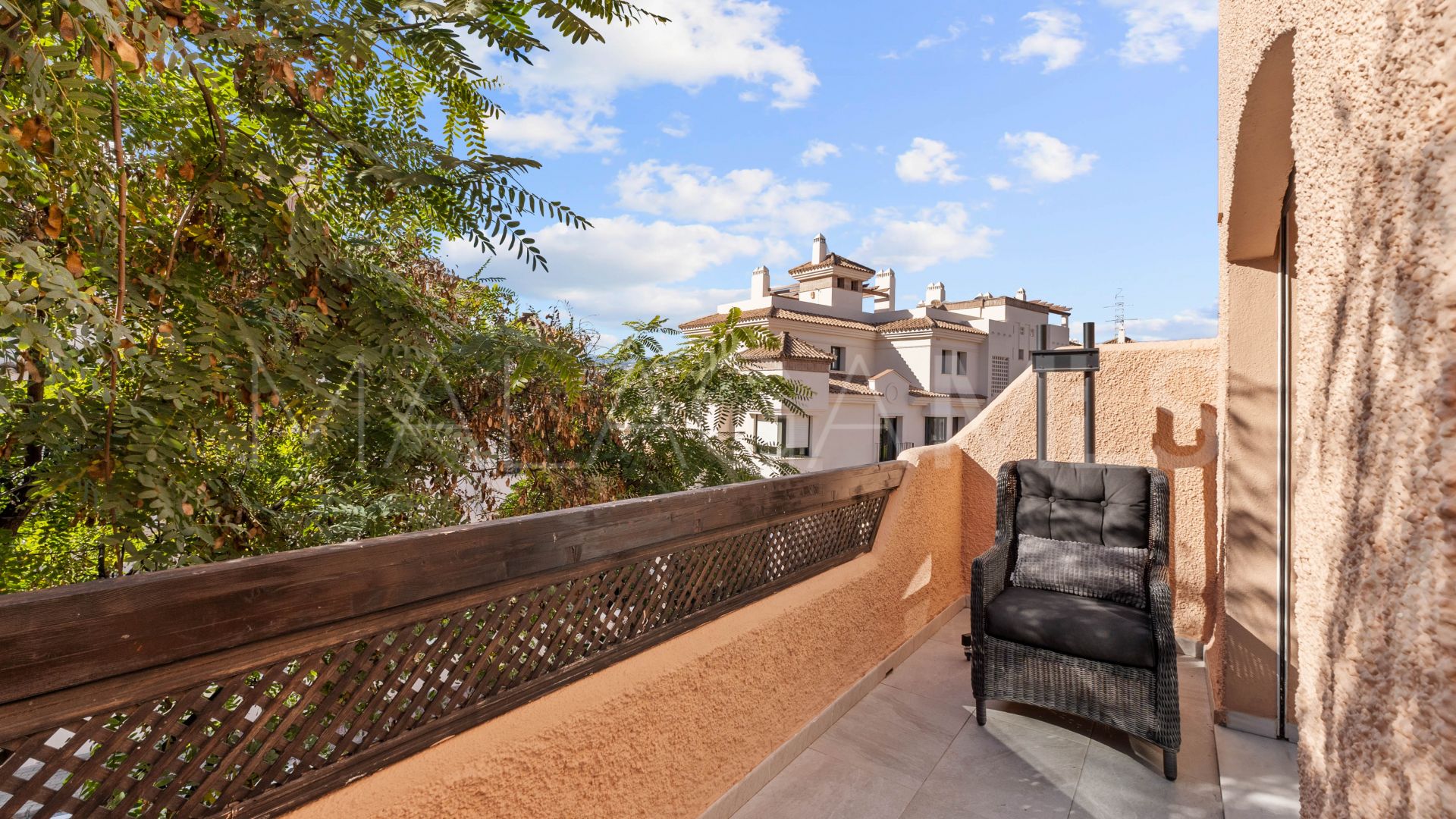 3 bedrooms Nueva Andalucia town house for sale
