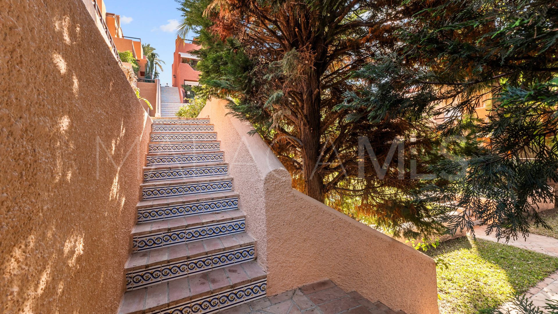 3 bedrooms Nueva Andalucia town house for sale