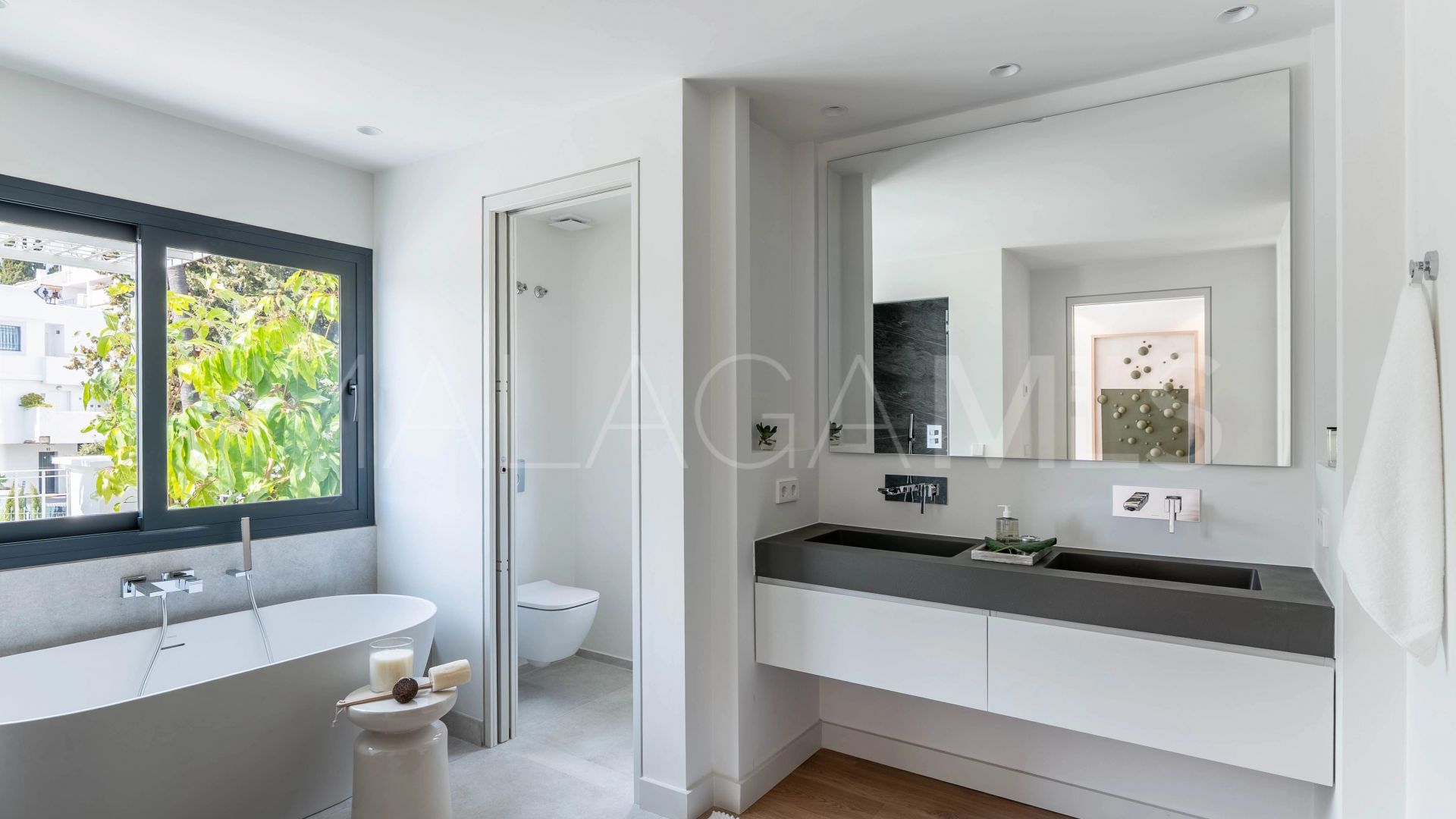Villa for sale with 4 bedrooms in Supermanzana H