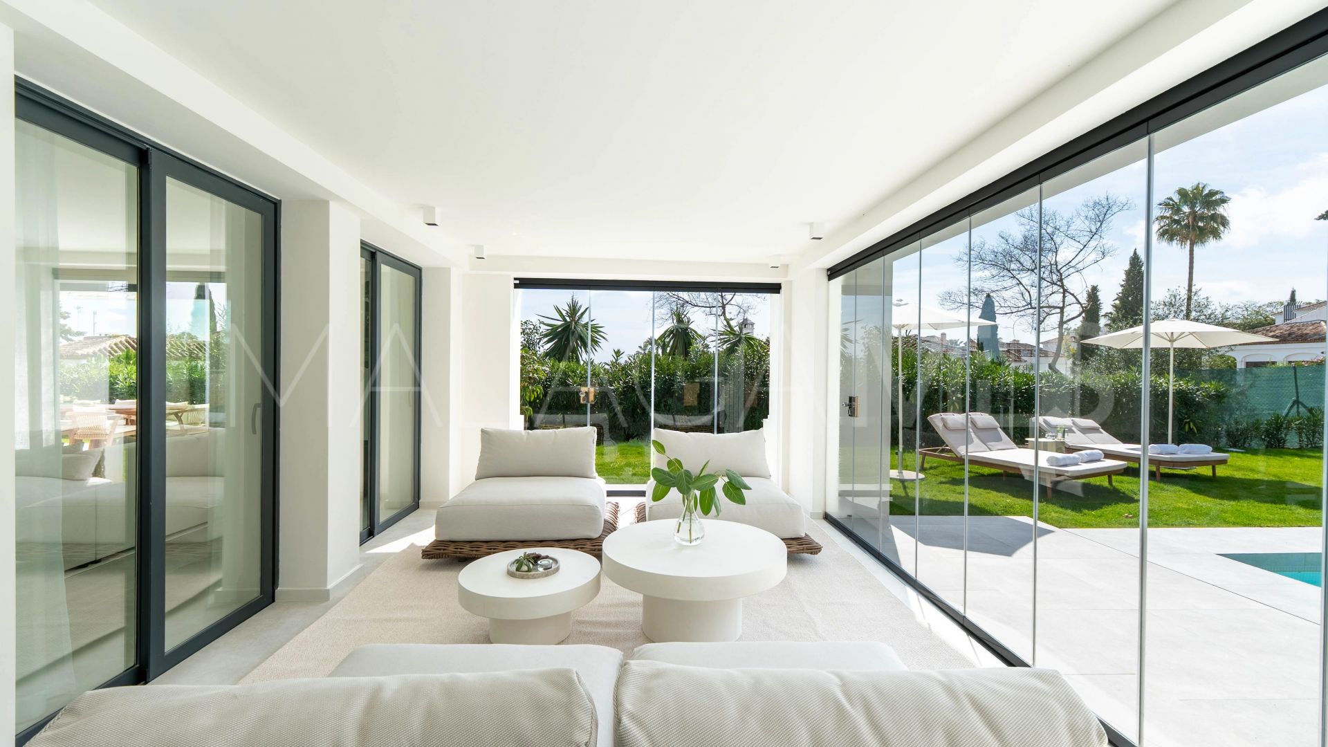 Villa for sale with 4 bedrooms in Supermanzana H